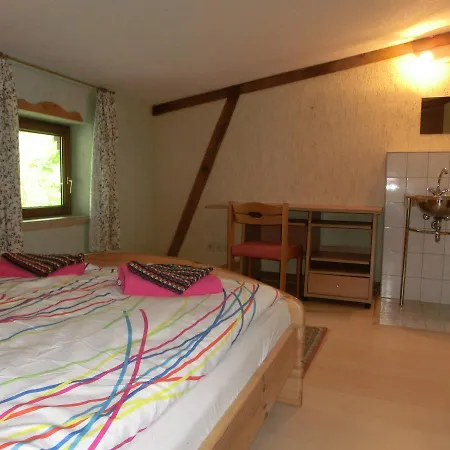 Domane * Neu Gaarz